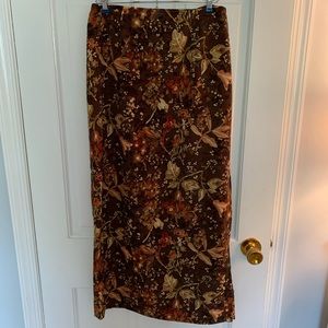 Autumn patterned maxi skirt with slip and zipper